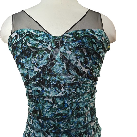 BCBGMAXAZRIA  MAXI DRESS SZ 0 - Picture 5 of 7